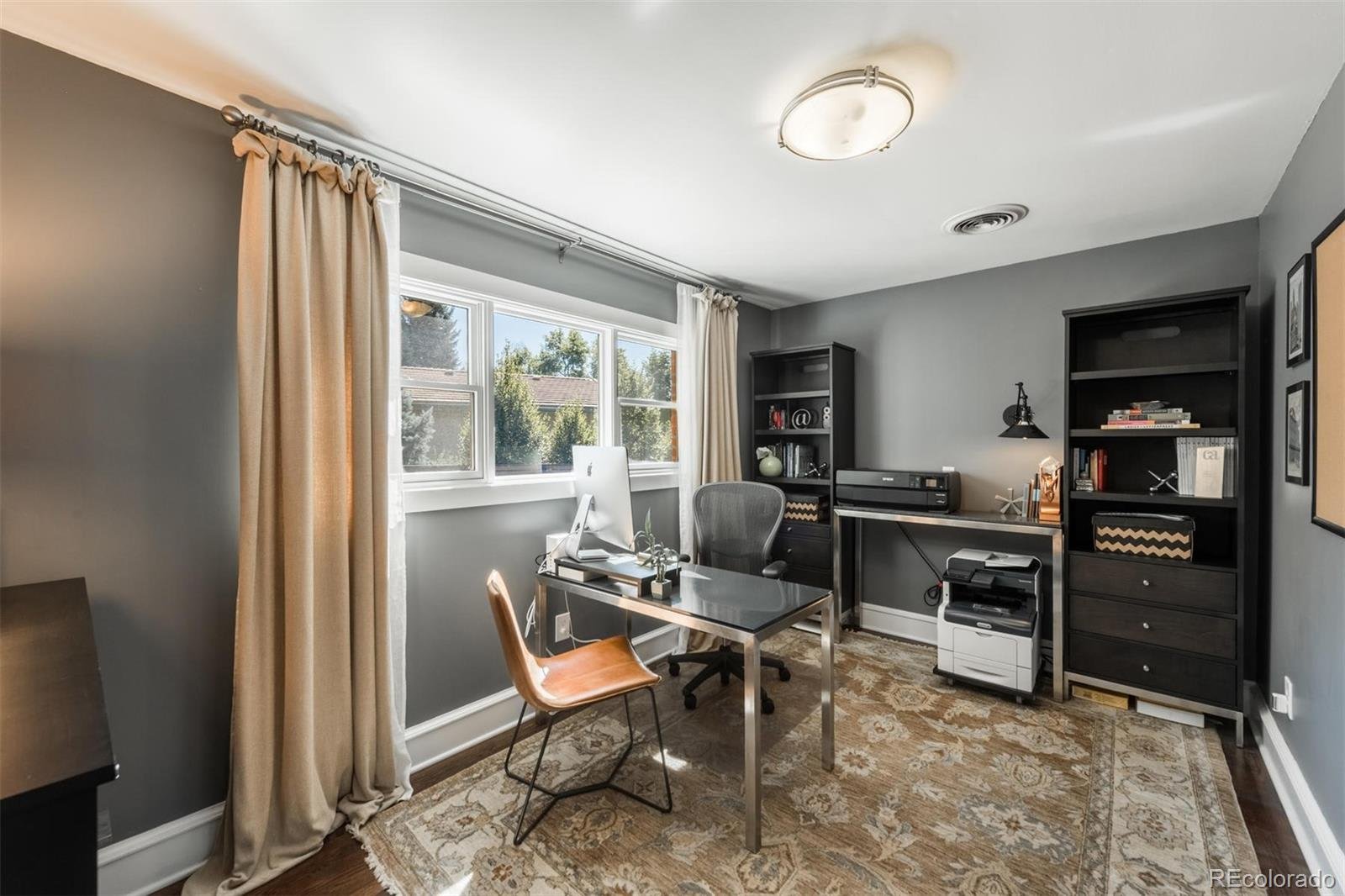 3200 E Flora Place
