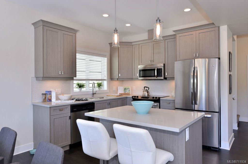 1234 Bombardier Cres, Langford