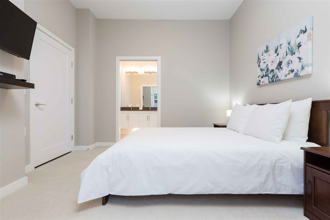 F112-20211 66 Ave