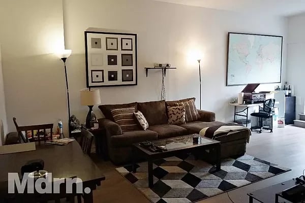 120 East 34th Street Unit: PHD