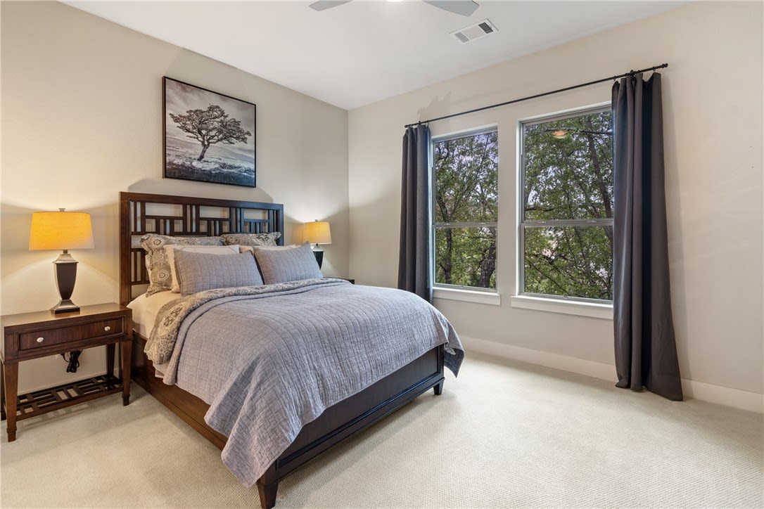 5912 Osceola Tr