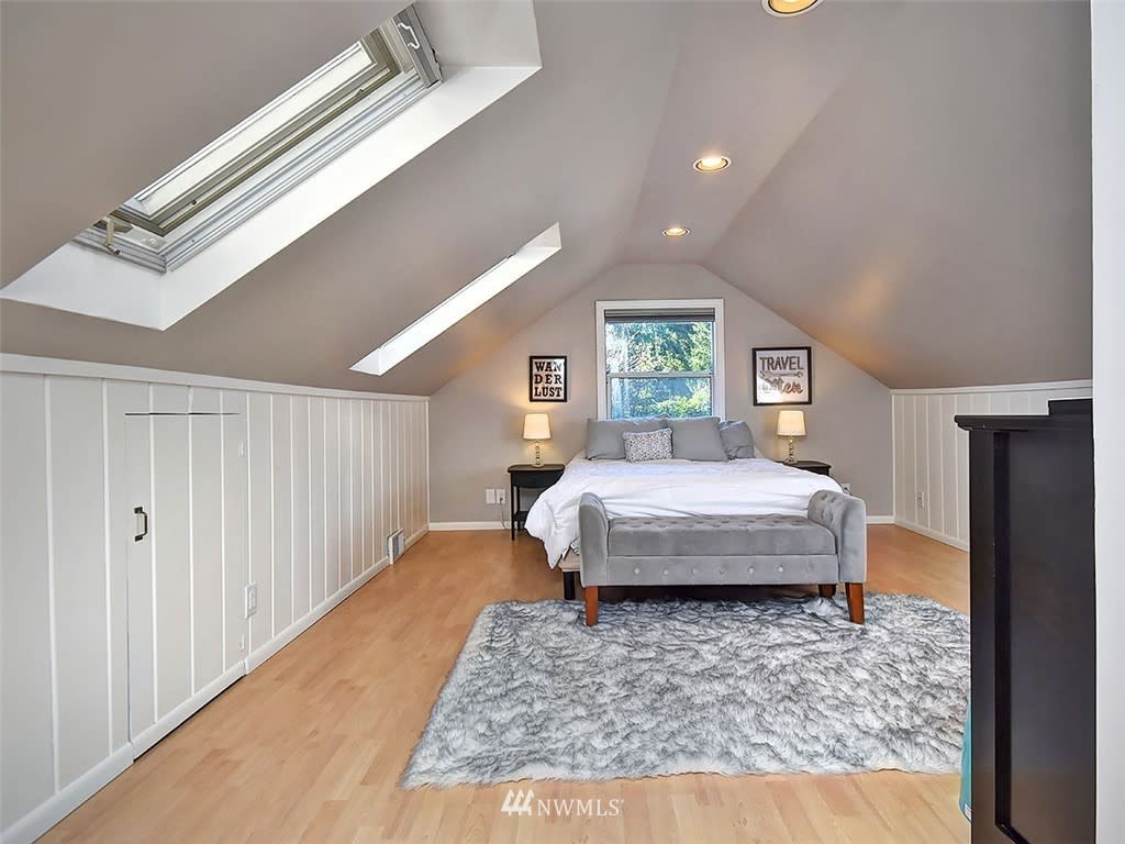 14720 12th Ave NE