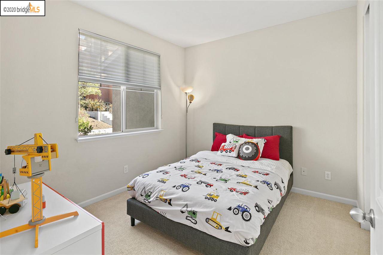 6296 Rocky Point Ct Oakland, CA, 94605
