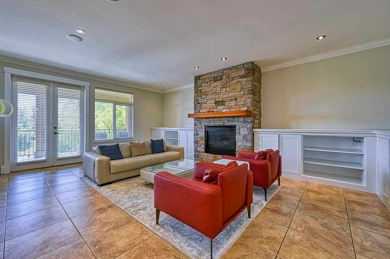 3436 Anne Macdonald Wy