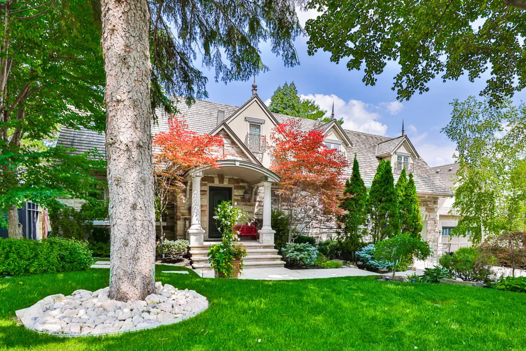 8 Ridgevalley Crescent