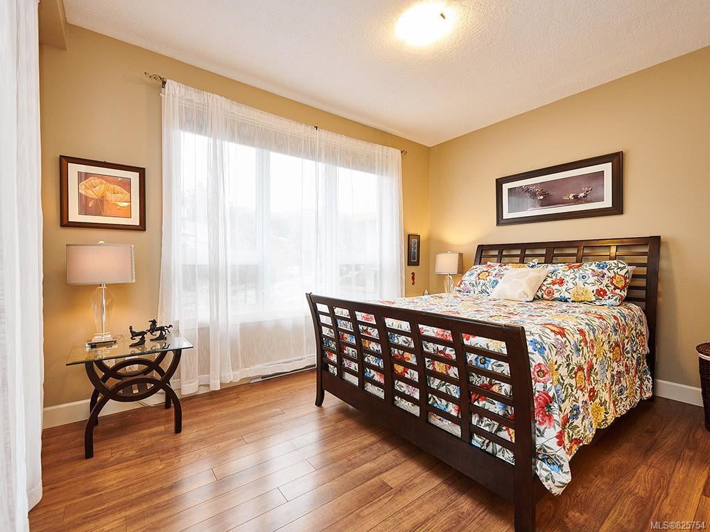 401-3226 Jacklin Rd