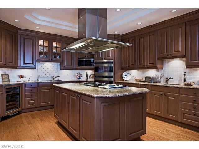 81 Seagate Dr #602
