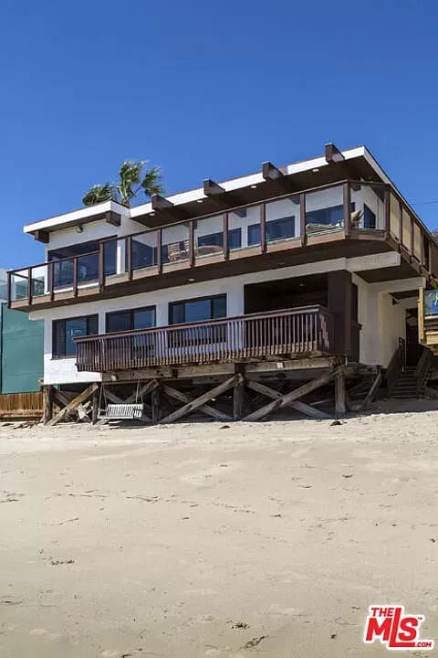 24644 Malibu Rd