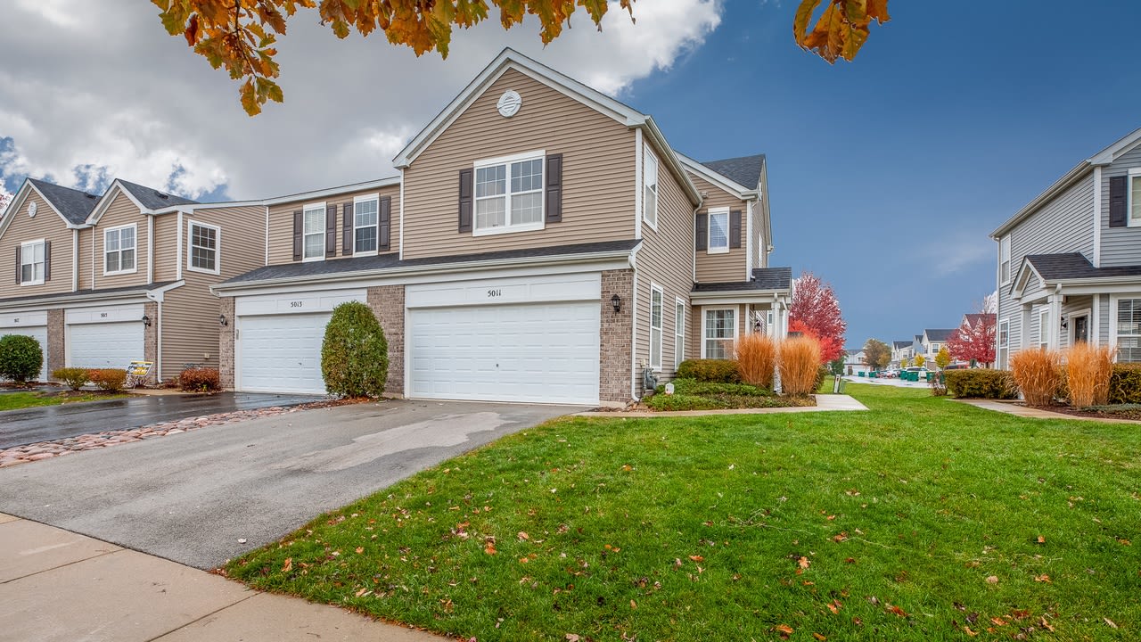 5011 Montauk Dr