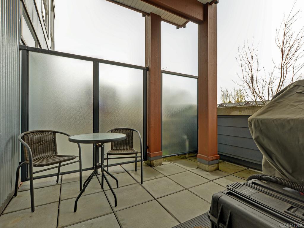 203-662 Goldstream Ave, Langford