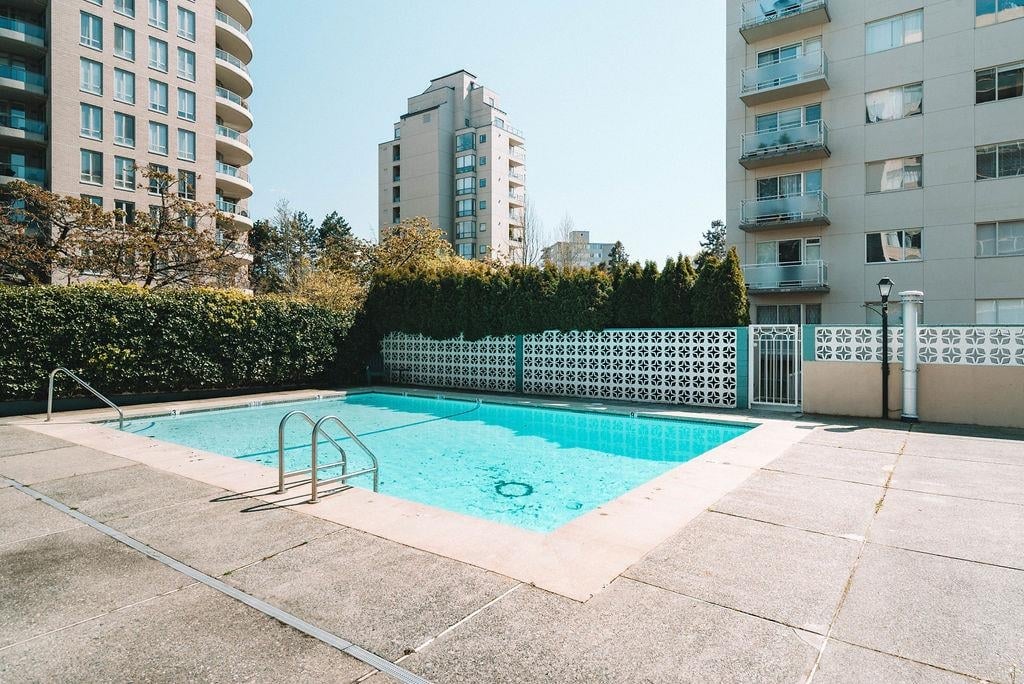 303-2409 W 43rd Ave