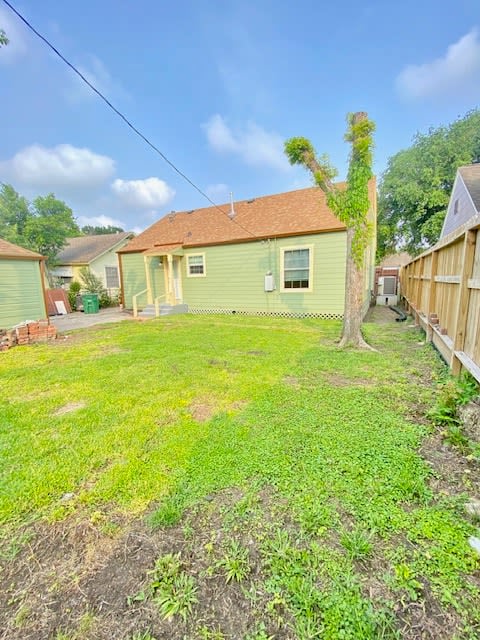 2030 Palo Alto St 