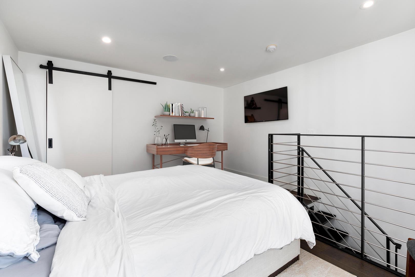 184 Thompson Street, Apt 6-H