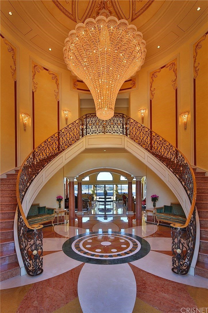 Tranquil Opulent