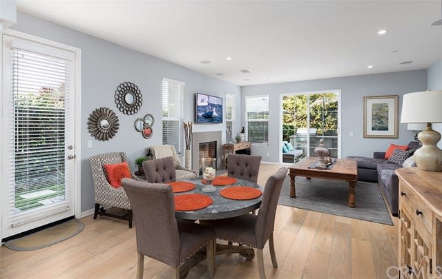 204 Susannah Place, Costa Mesa