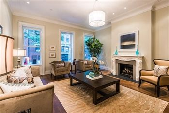 226 W 71st St