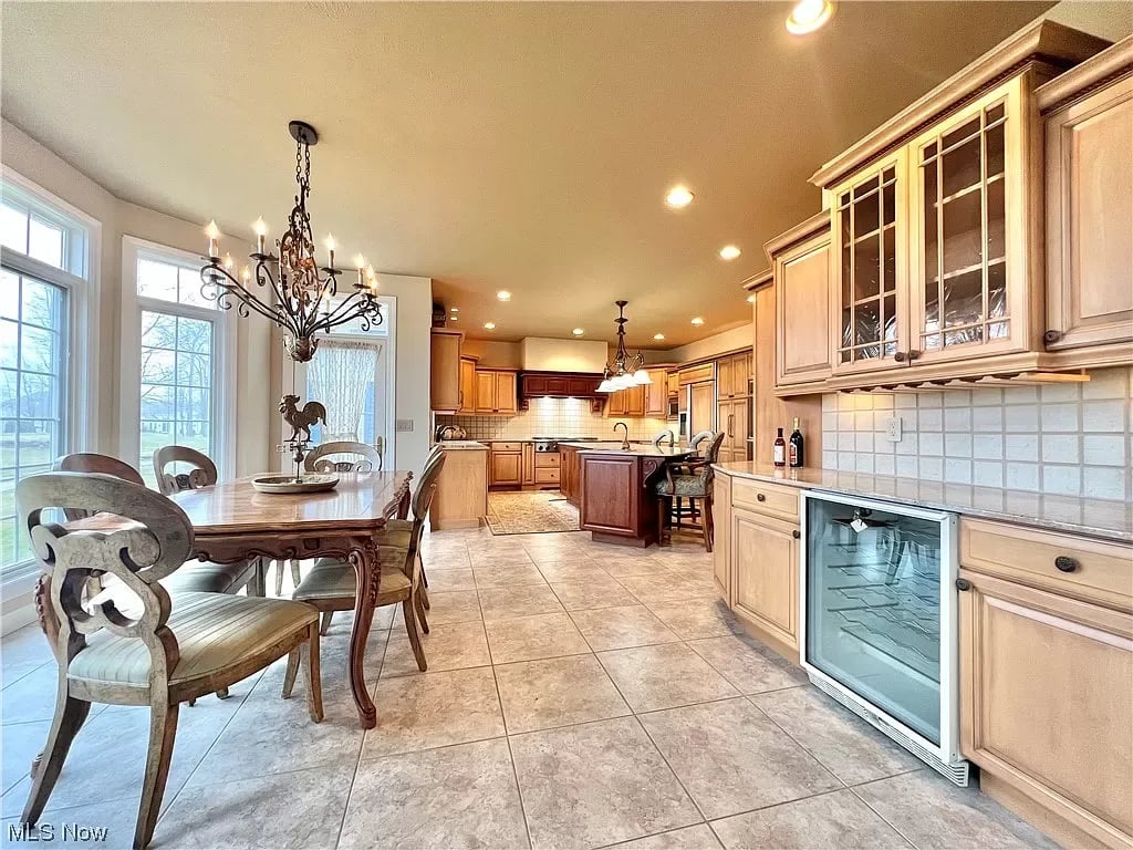 293 East Edinburgh Dr