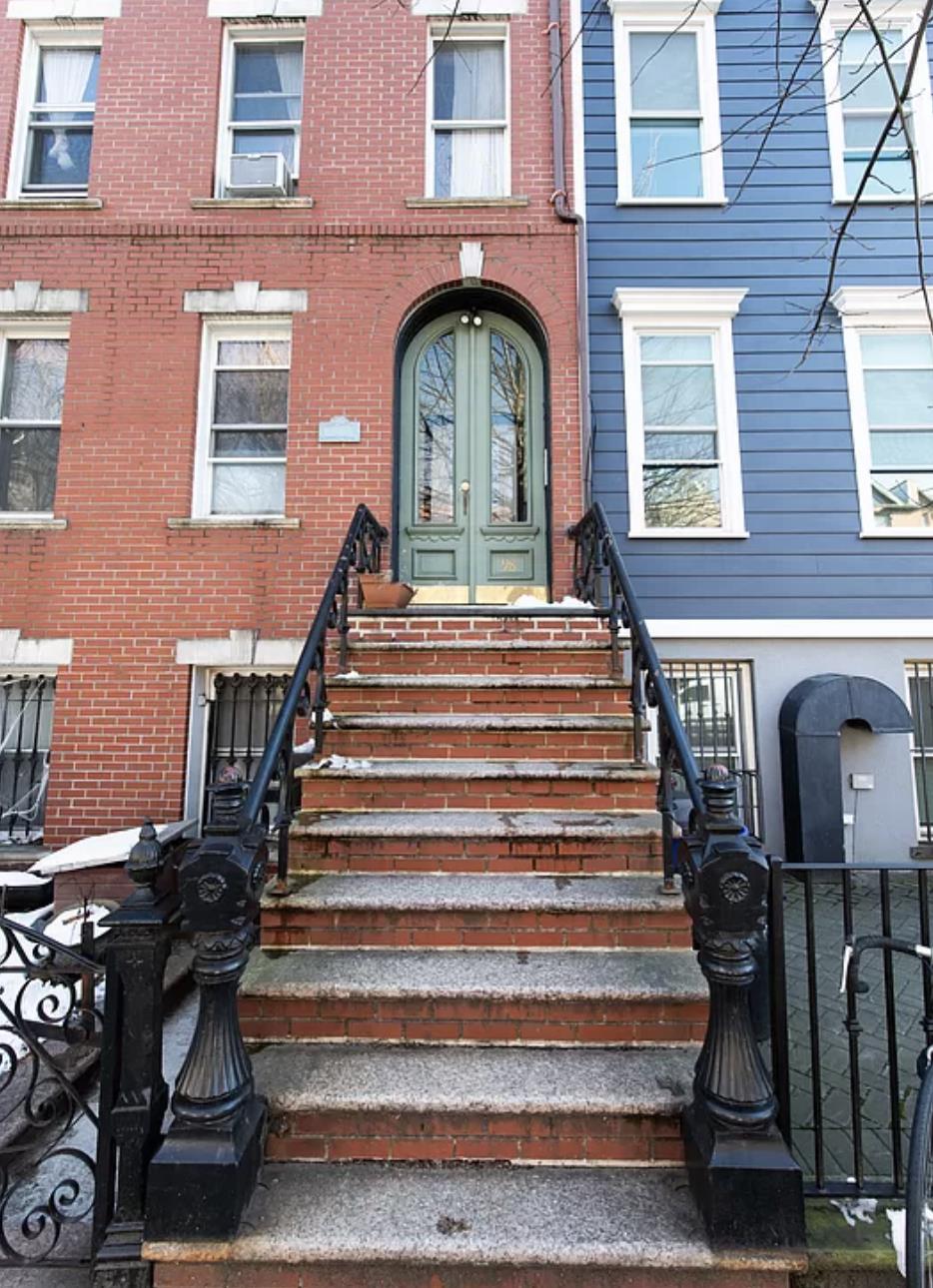98 Madison Street, Apt 3