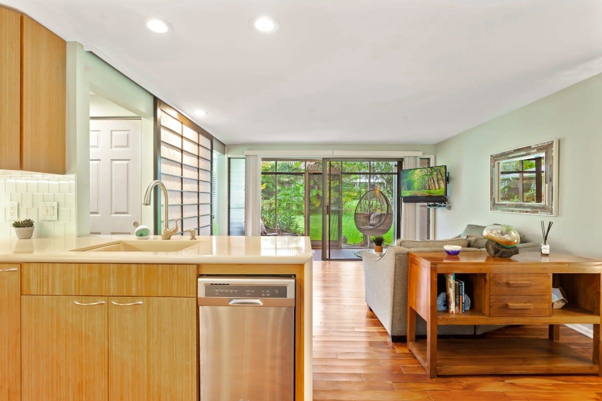 3057 Poipu Rd #15