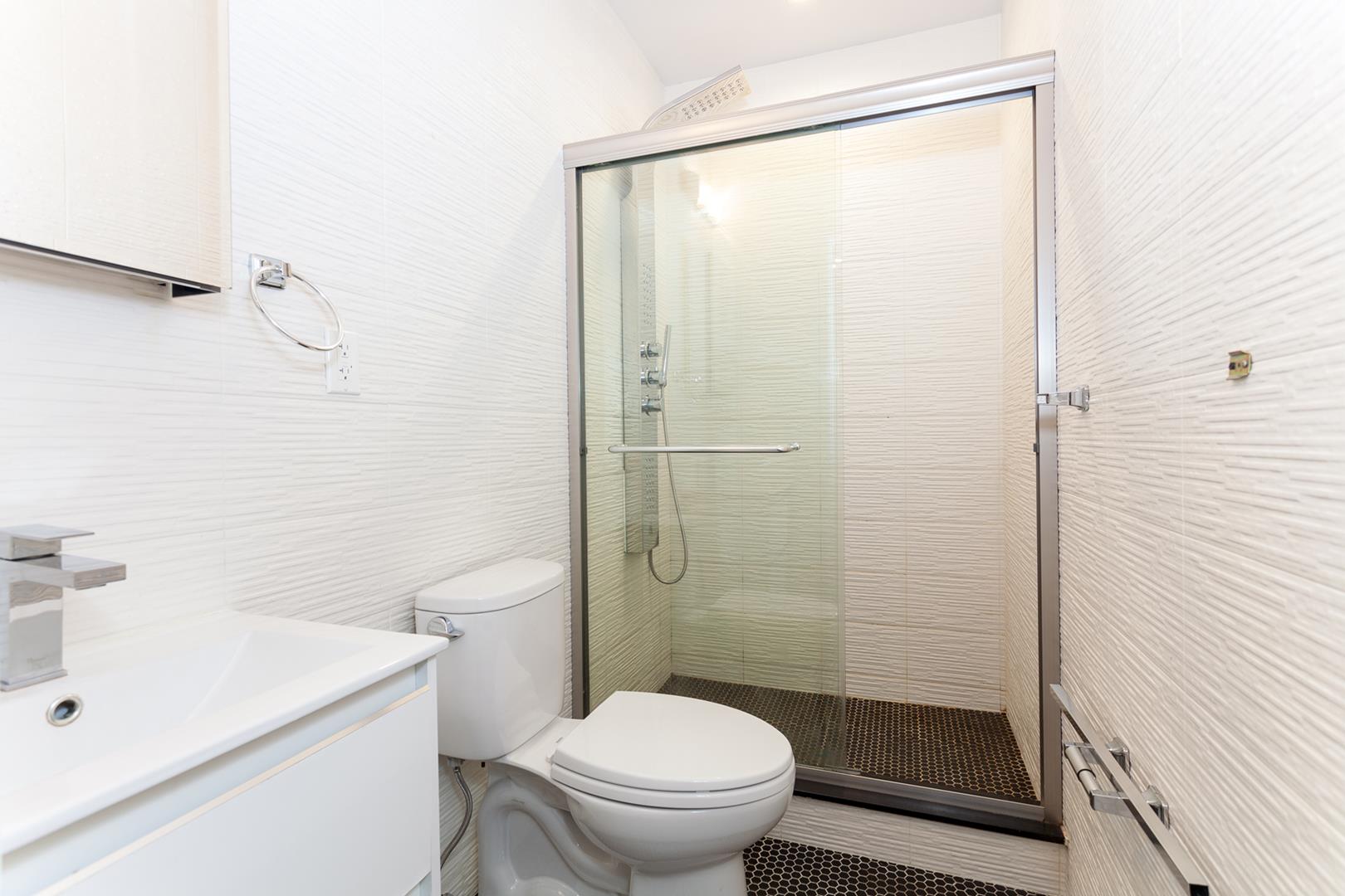 152 Thompson Street, Apt 3-B