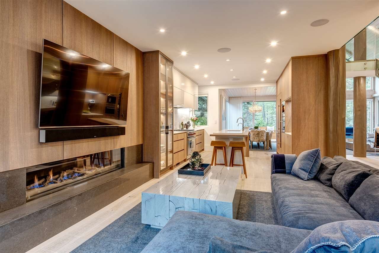 8117 Muirfield Cres