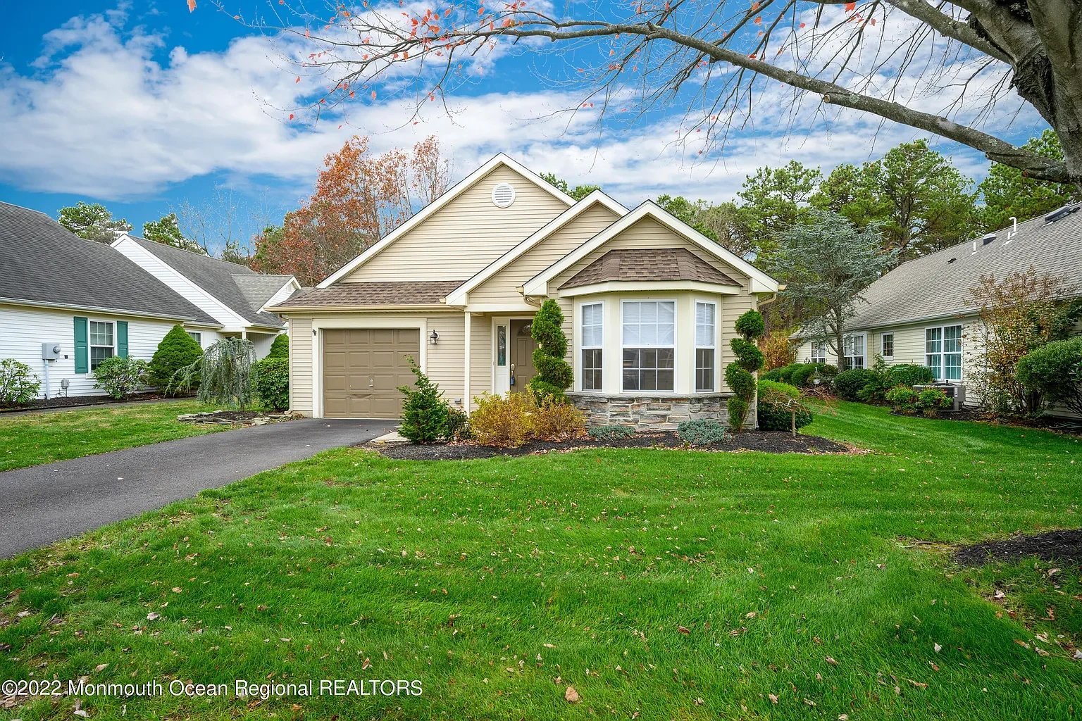 2648 Lancaster Lane