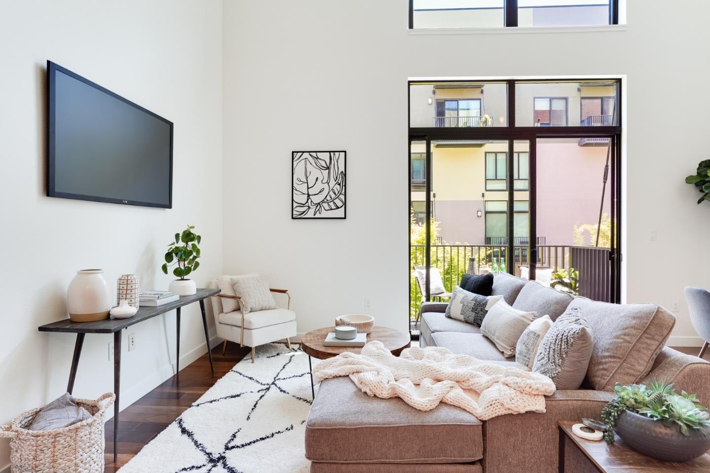 88 Bush St, Unit 2114  88 Bush St San Jose, CA 95126