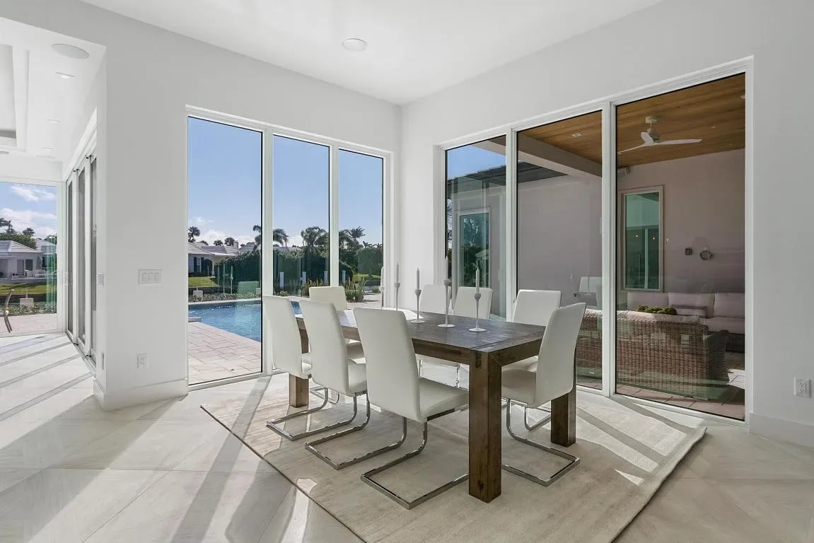 87 Island Dr S