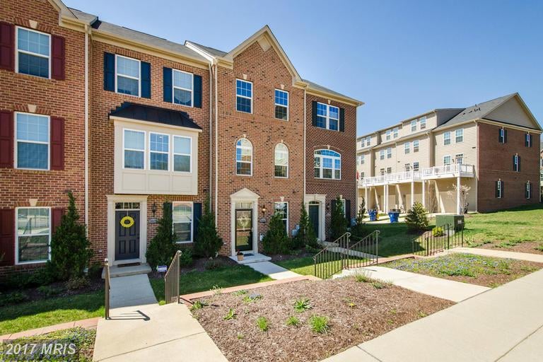 3603 Commodore Joshua Barney Dr NE