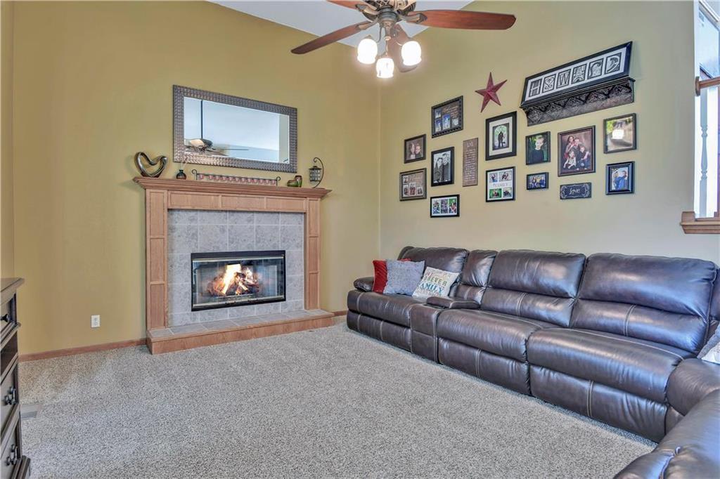 210 W Colleen Court