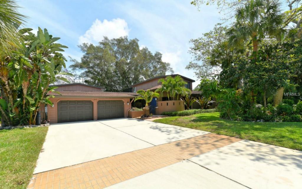815 Paradise Way