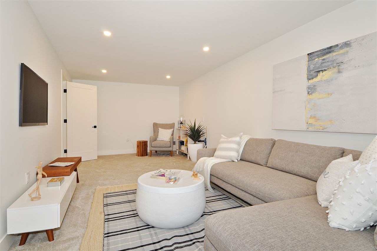 405 Bayview Rd