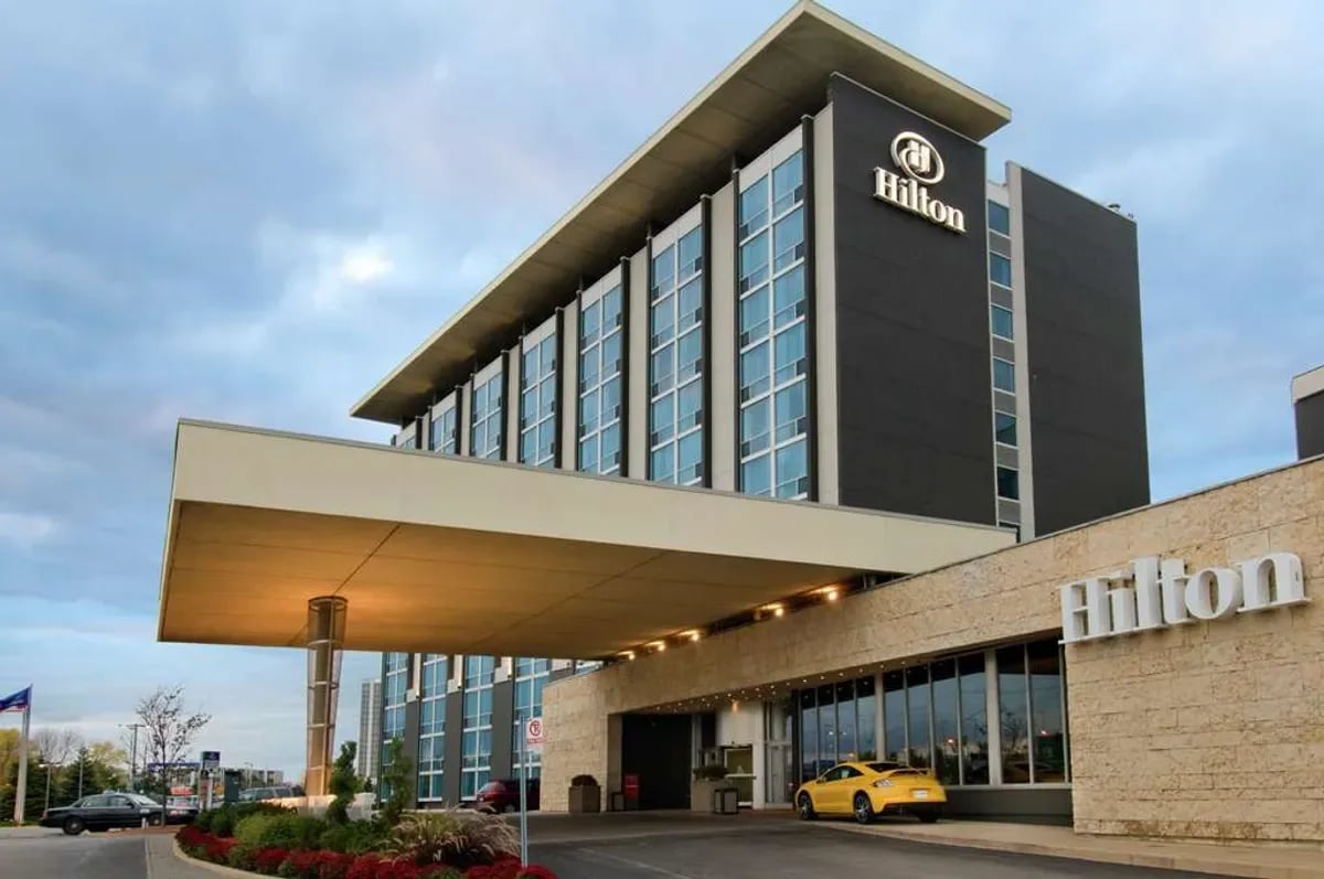 NEW LUXURY ACCOMODATIONS AT HILTON TORONTO 