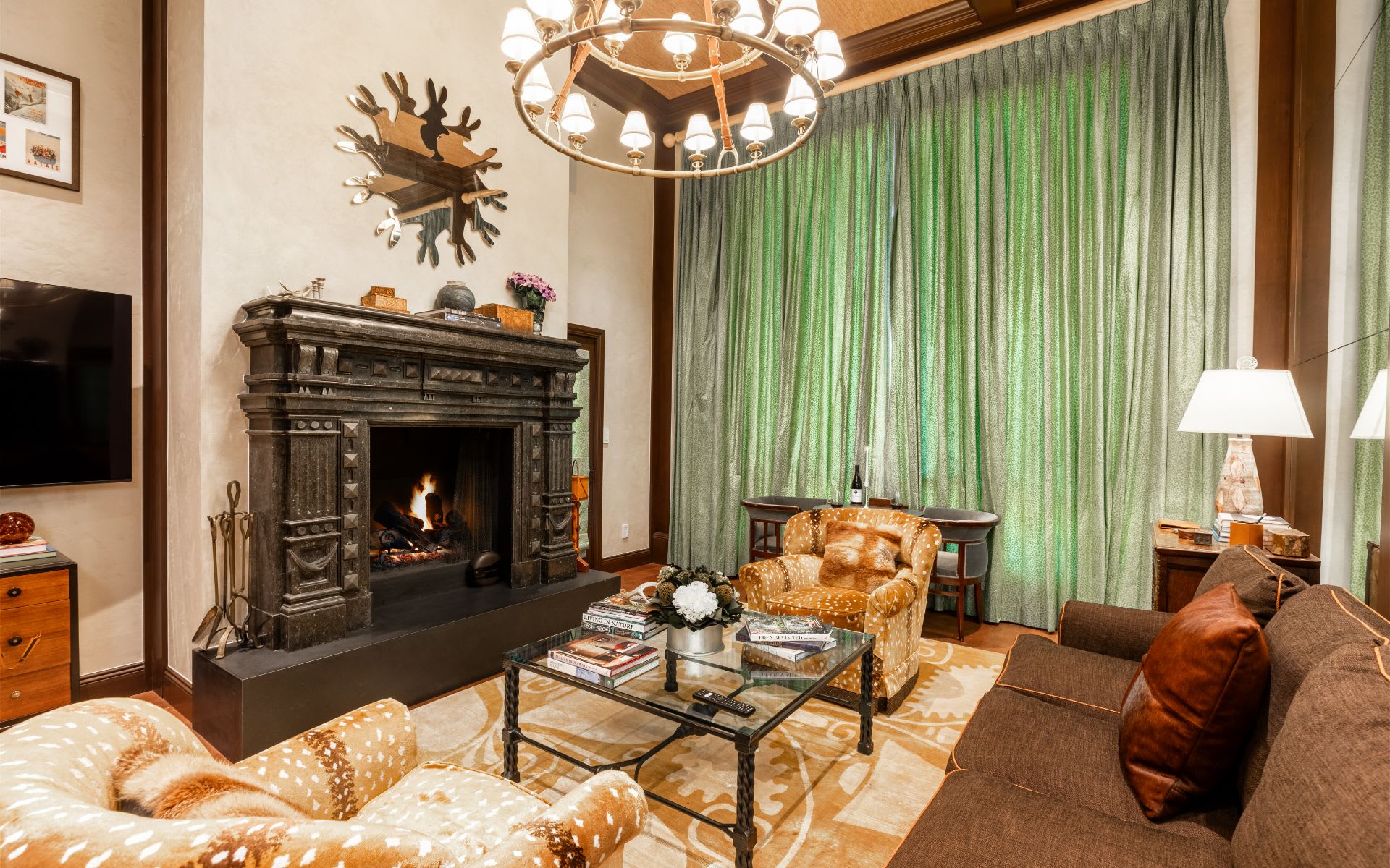 The Lodge at Vail Condominiums #521