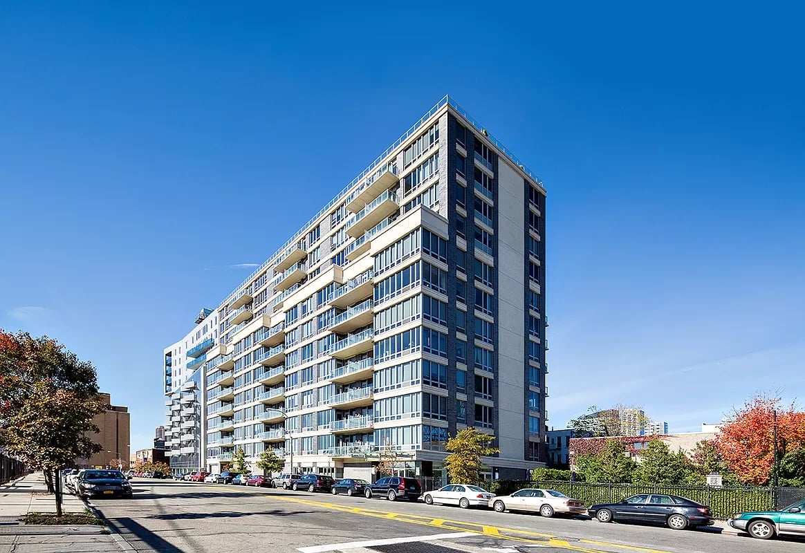 5-49 Borden Avenue #10G