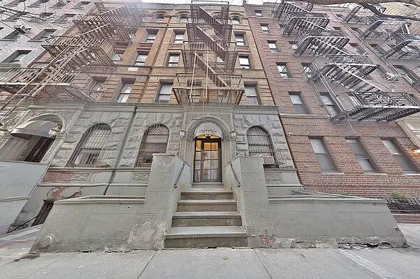 15 West 64th Street, Apt 2-B