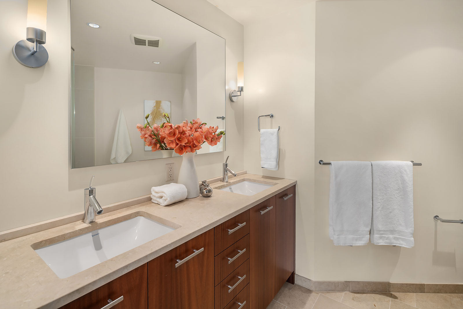 Bellevue Towers #2110