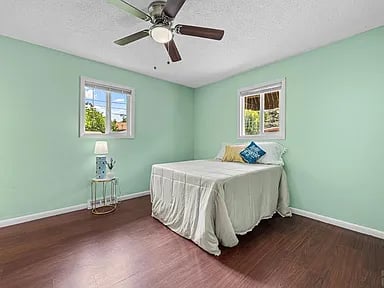 19 Cornell Cir