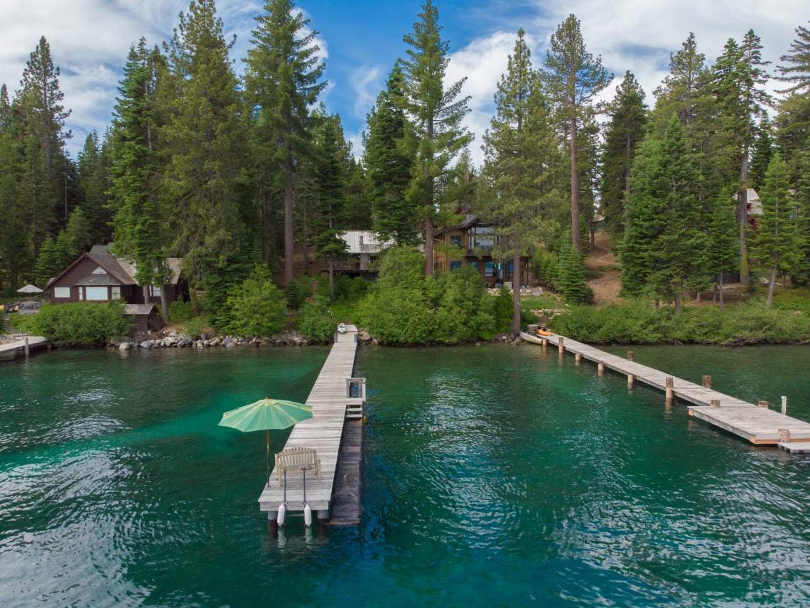 West Shore Lakefront With Private Pier & Buoy