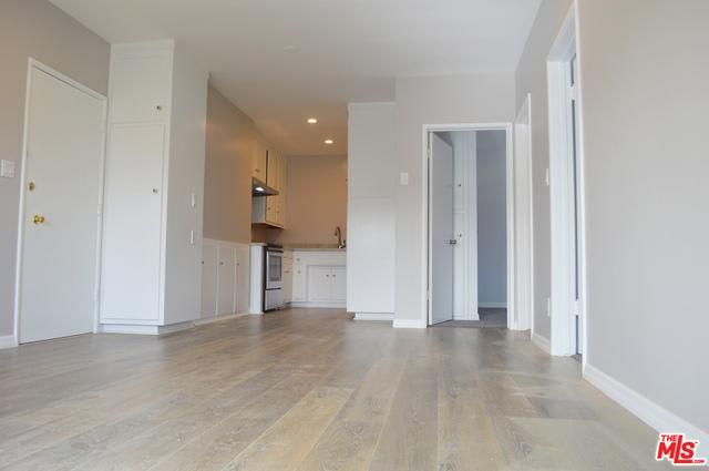 527 AVENUE G # G