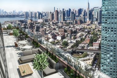 East River's 'Psychological' Barrier Not Deterring Renters from LIC