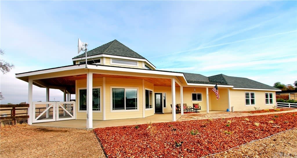 5689 Silverado Pl