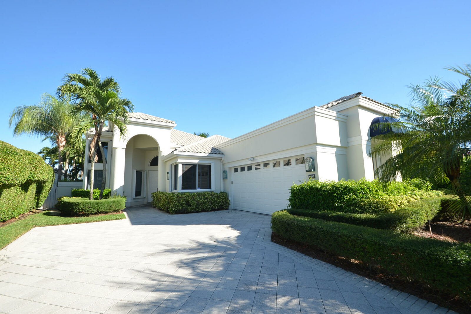 2587 NW 63rd St
