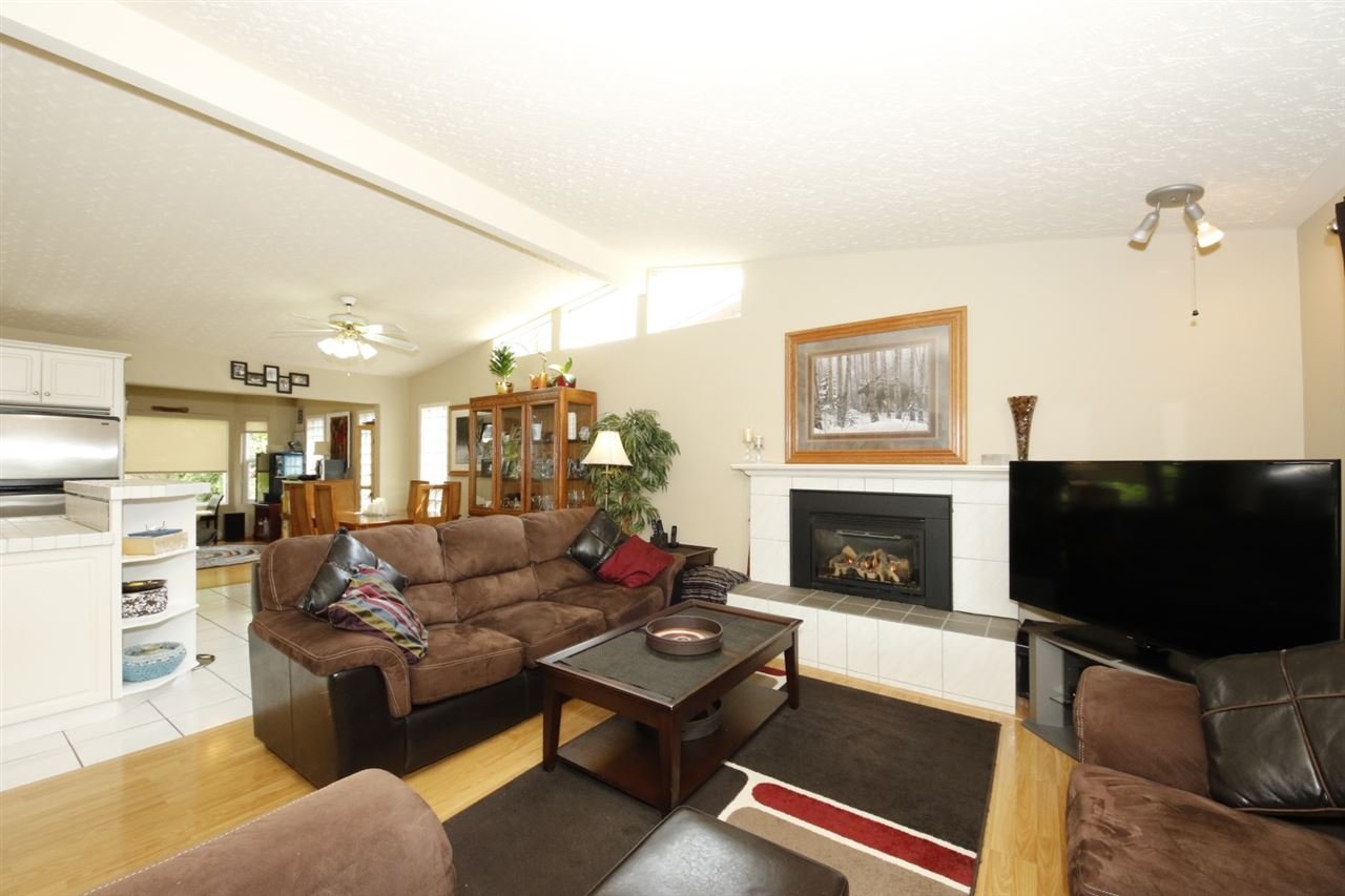 41532 Rae Rd