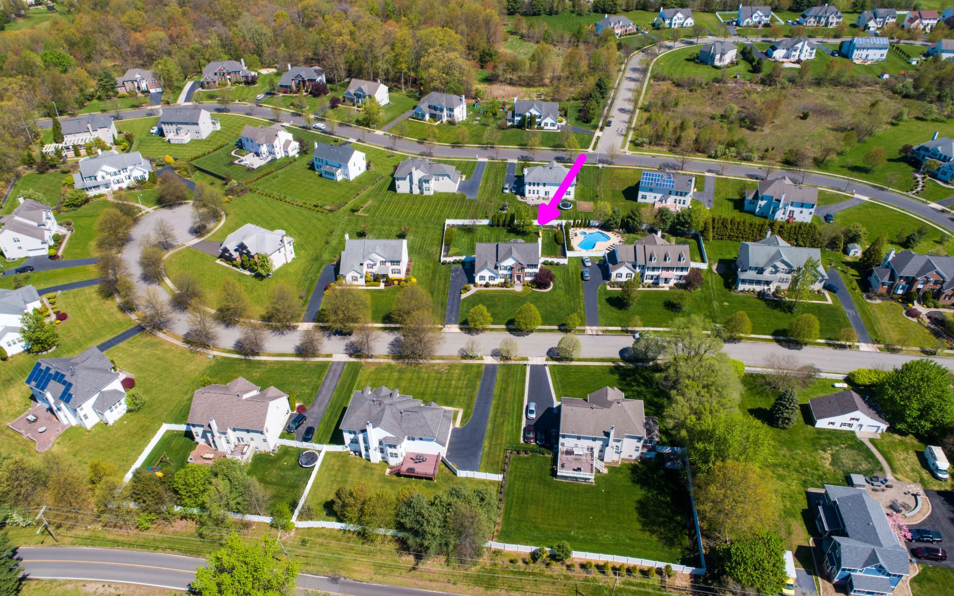 8 SHOREHAM CT