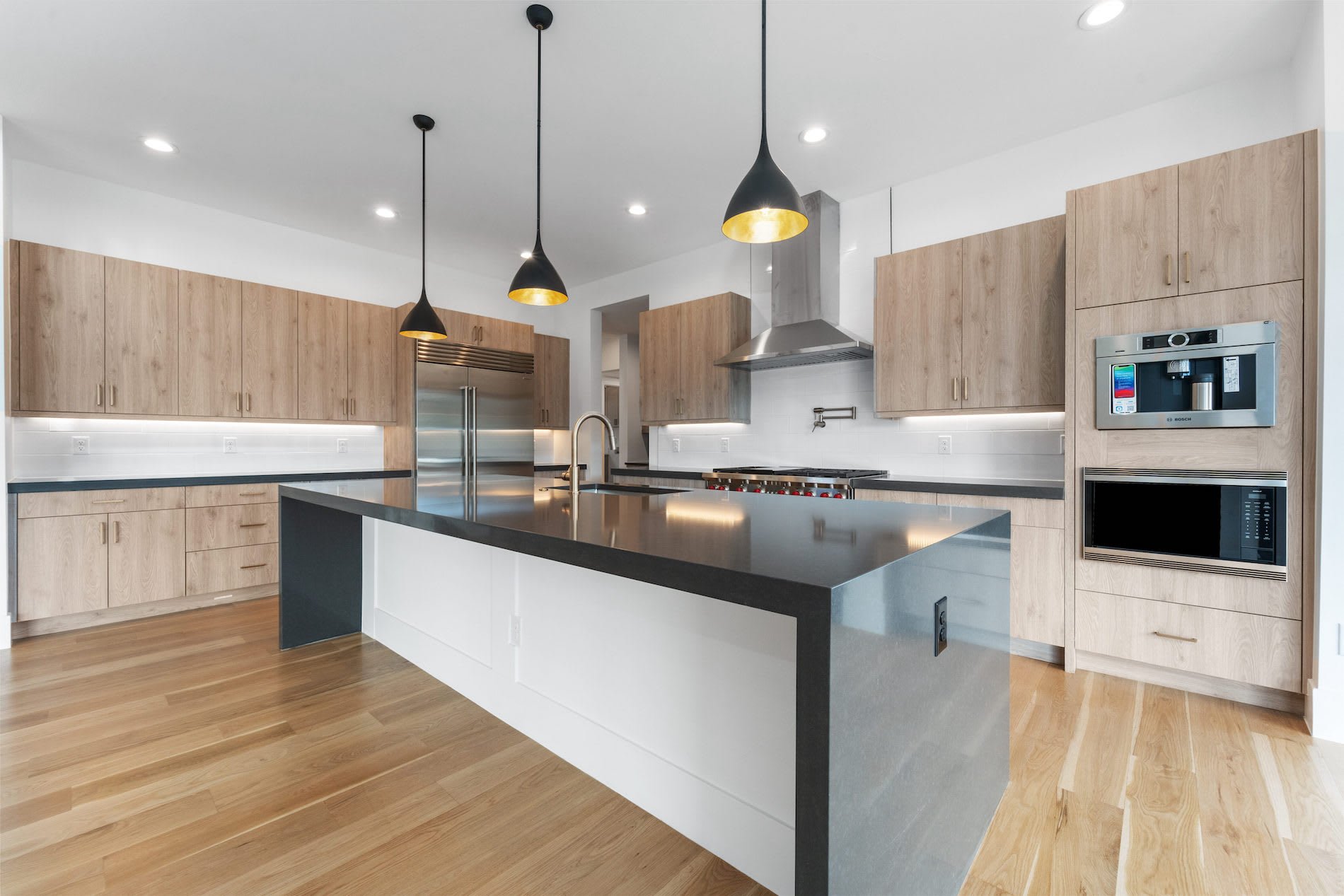 8077 Raphael Lane