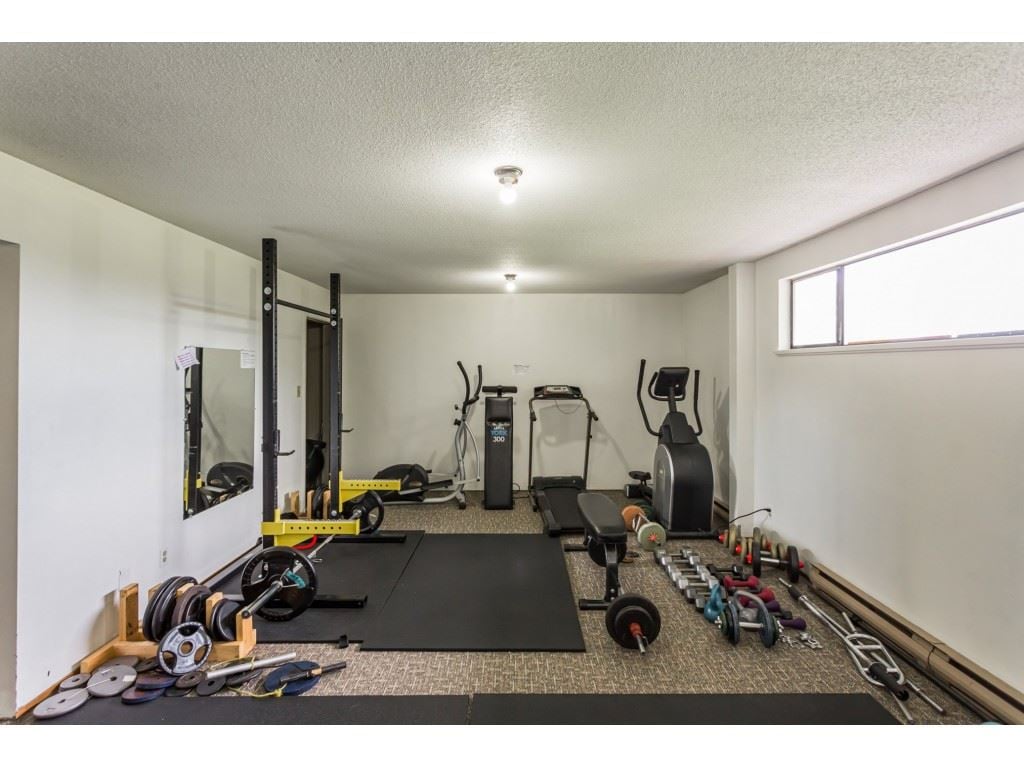 111-9300 Glenacres Dr