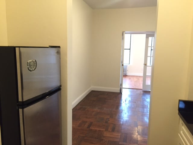 715 East 5th Street, Apt 3-C