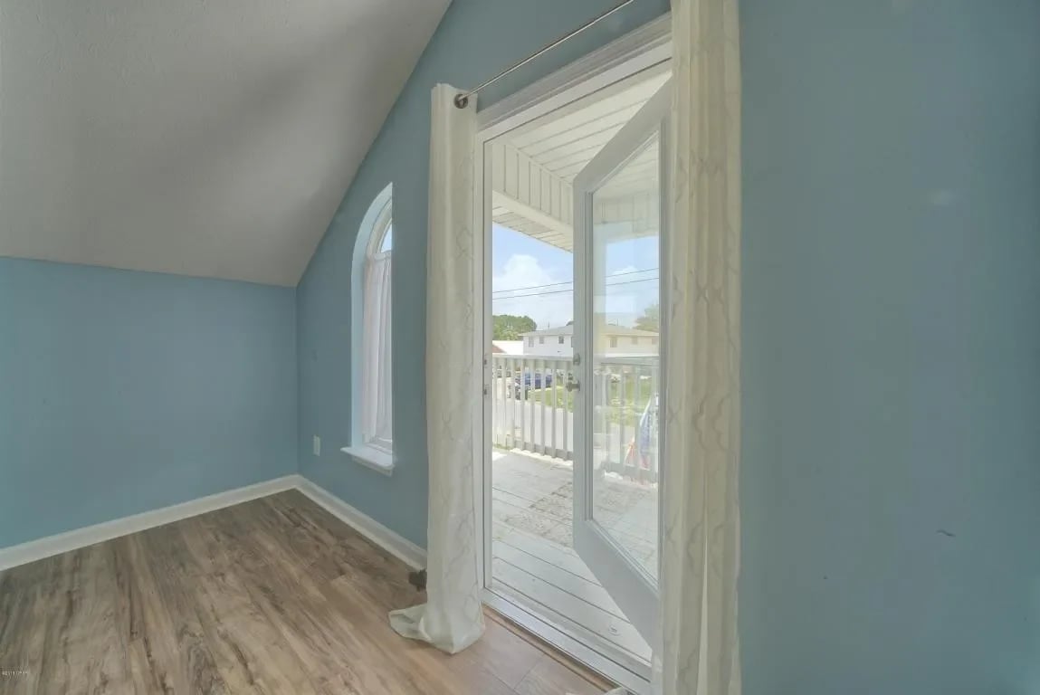 3917 OCEAN VIEW Drive