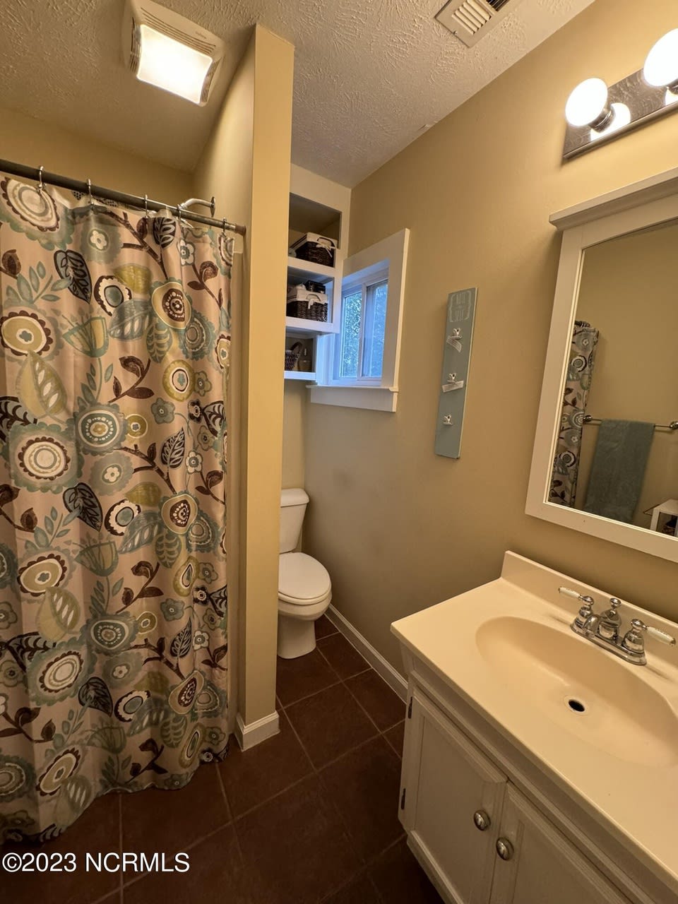 309 Hamlet Ave